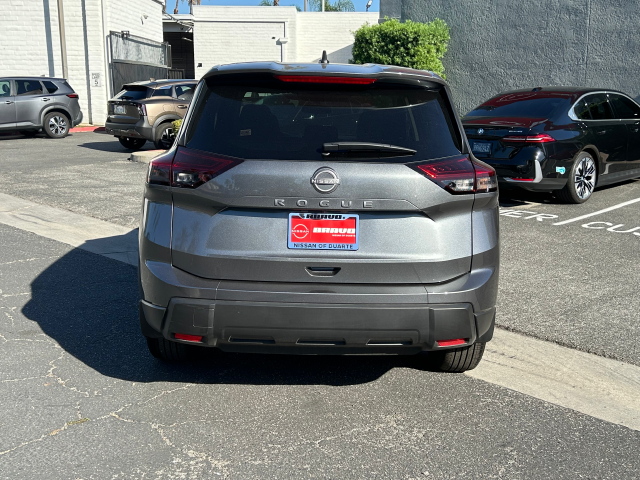 Used 2026 Gray Nissan S image 7
