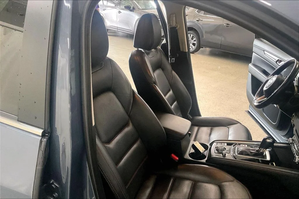 Used 2024 Gray Mazda 2.5 S Carbon Edition image 6