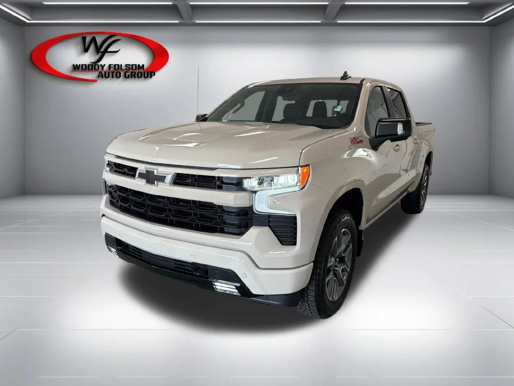 New 2026 White Sands Chevrolet RST image 3