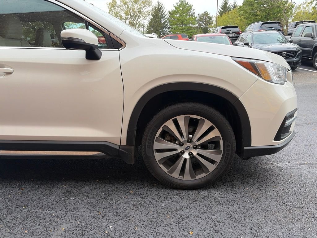 Used 2022 Crystal White Pearl Subaru Limited image 5