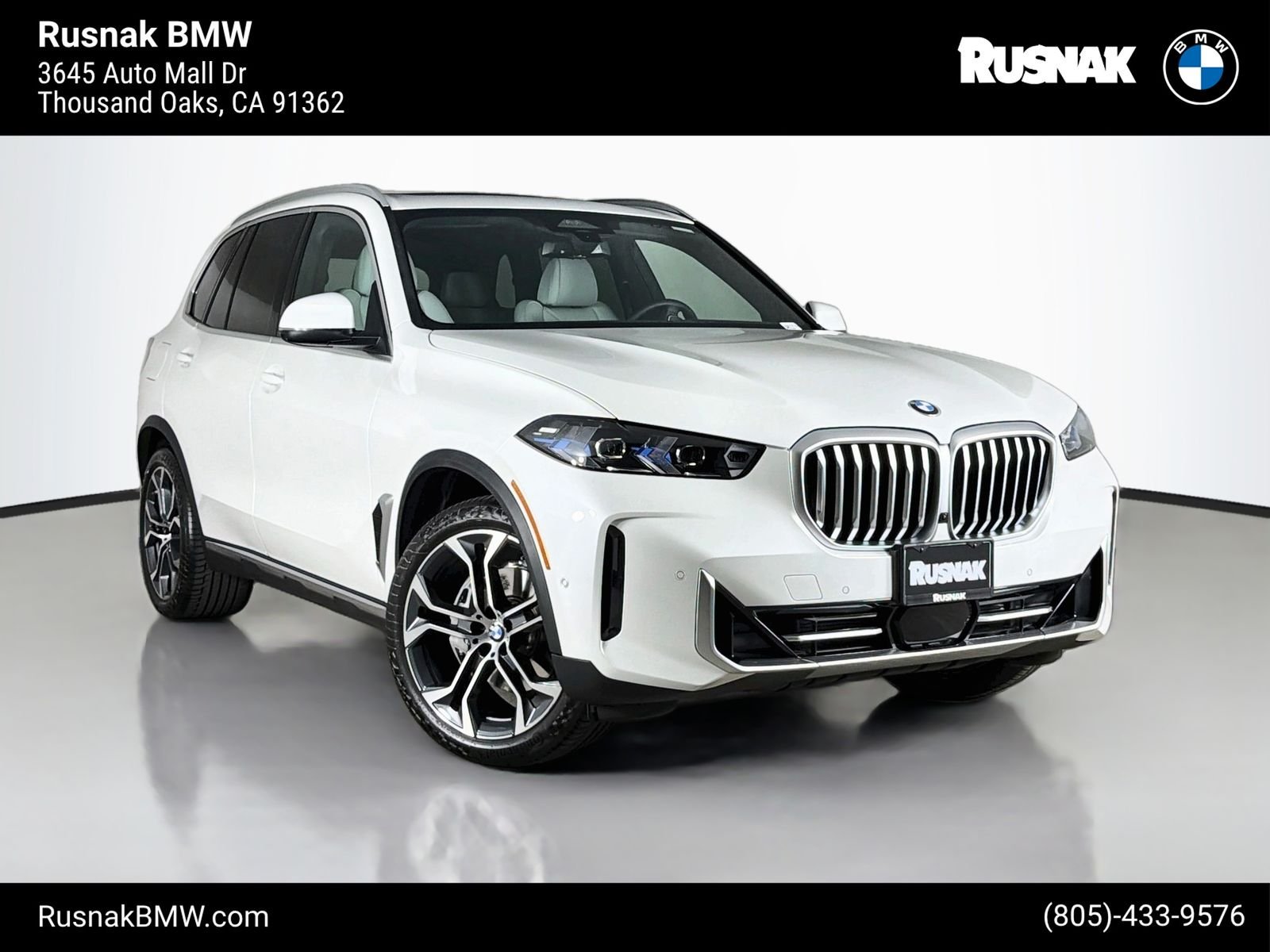 Used 2026 Mineral White Metallic BMW sDrive40i image 1