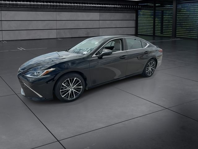 Certified Used 2024 OBSIDIAN Lexus 300h image 4
