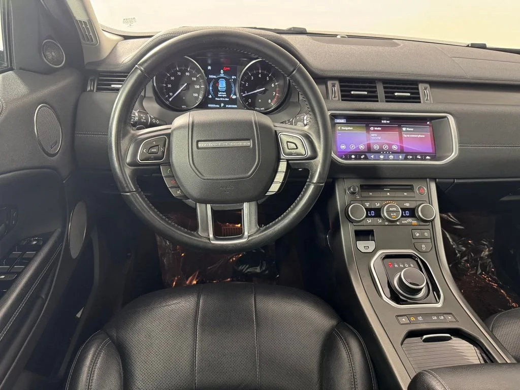 Used 2019 Narvik Black Land Rover SE image 21