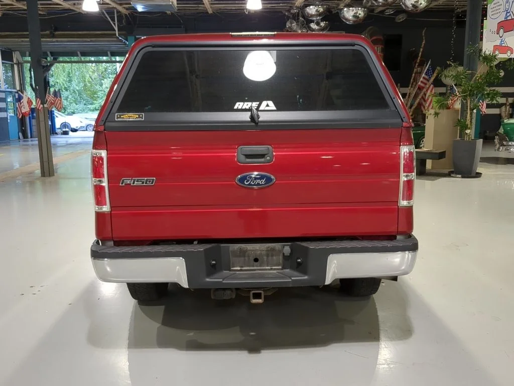 Used 2009 Red Ford  image 8