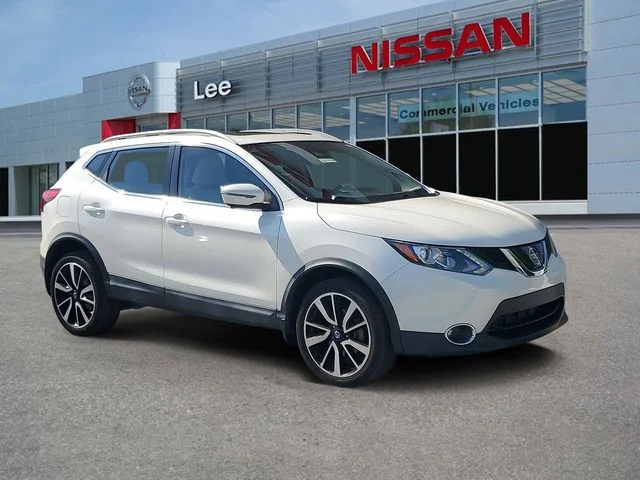 2019 Nissan Rogue Sport SL FWD's photo