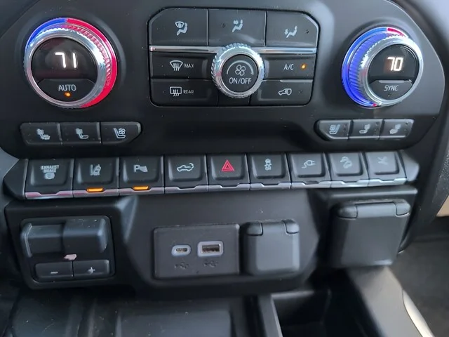 Used 2023 Onyx Black GMC Denali image 14