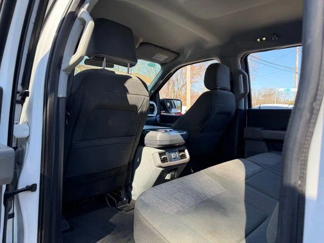 Used 2023 White Ford XLT image 24