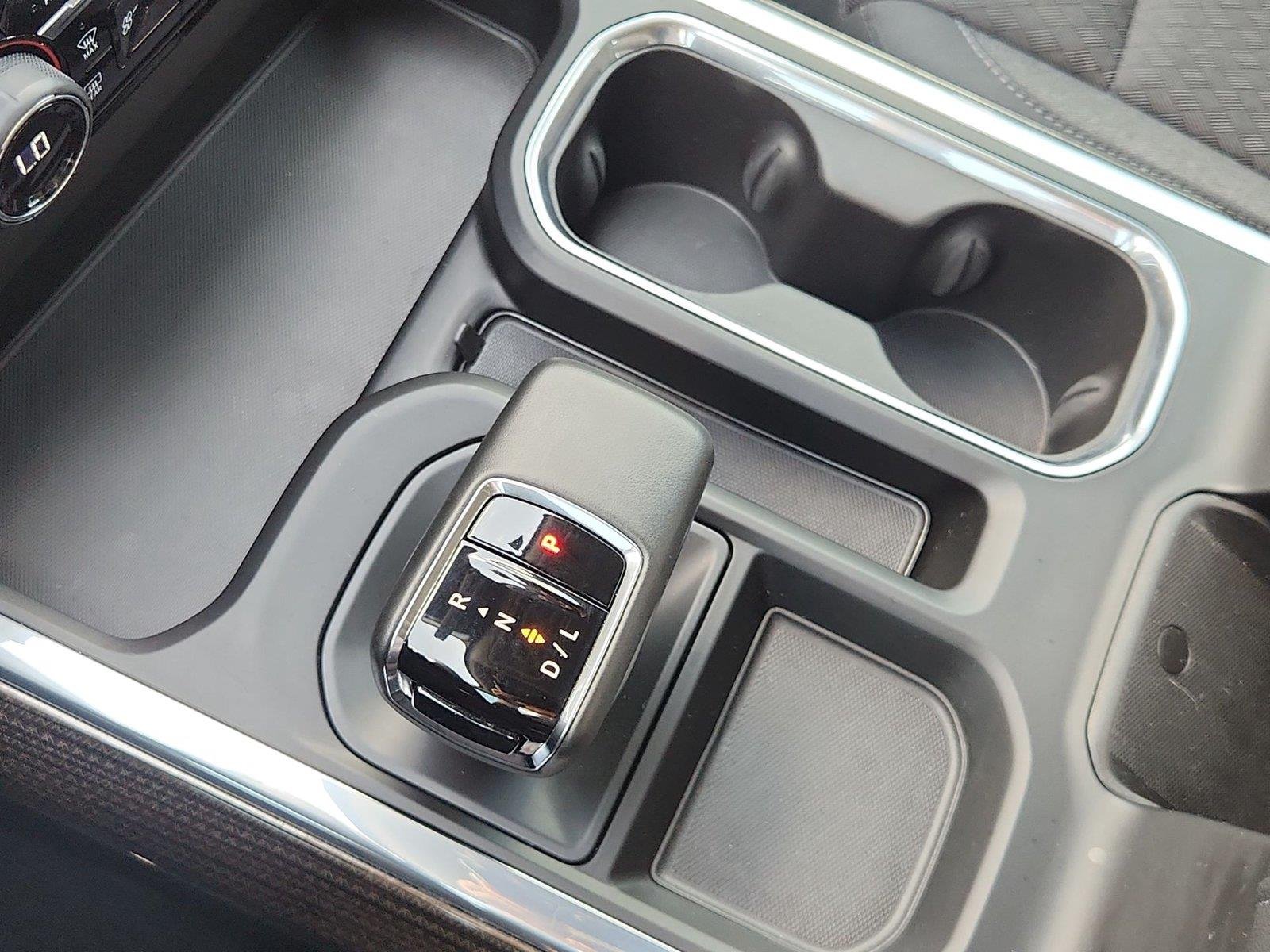 2023 Chevrolet Silverado 1500 RST - Photo 16