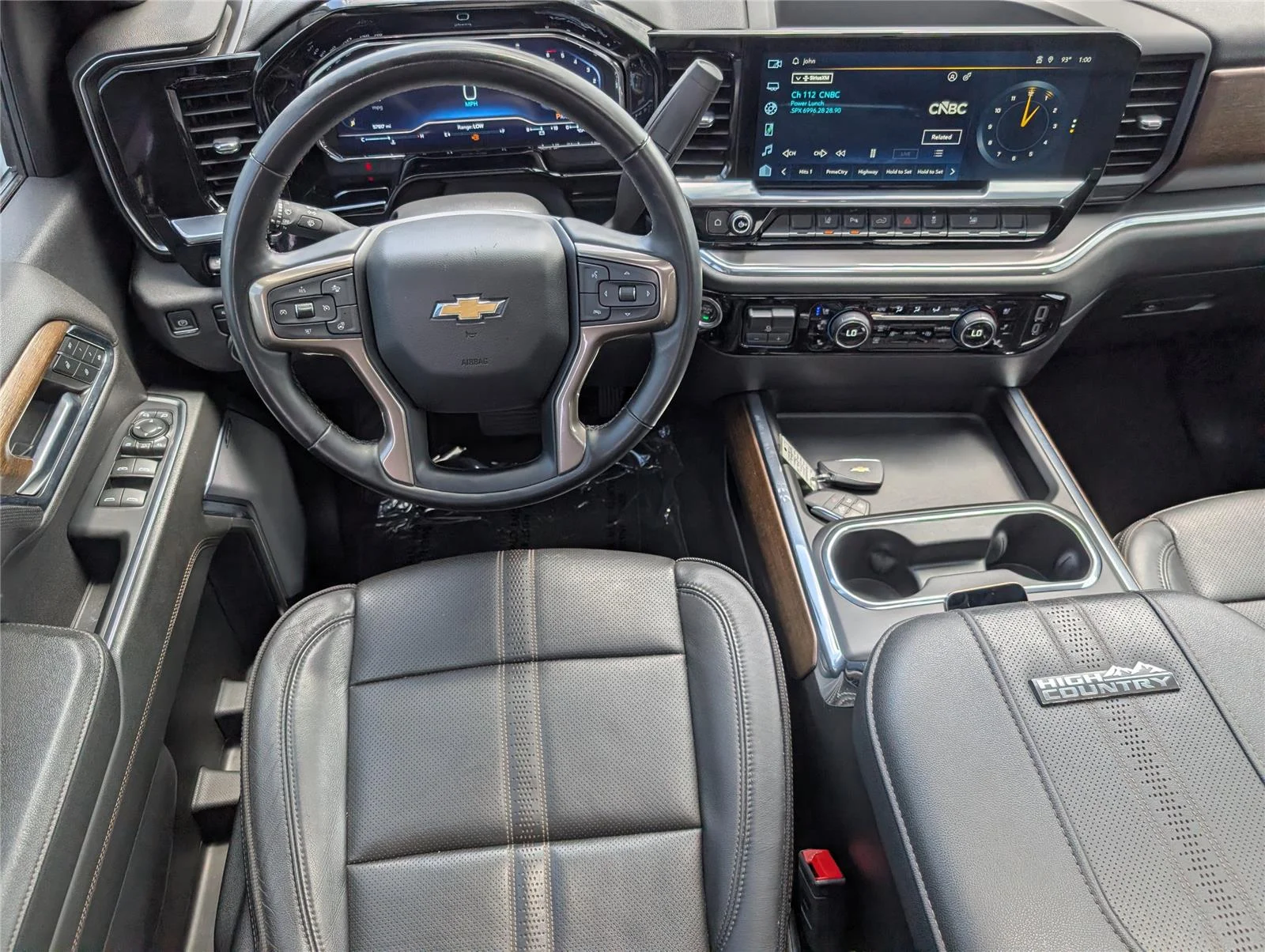 Used 2024 Black Chevrolet High Country image 28
