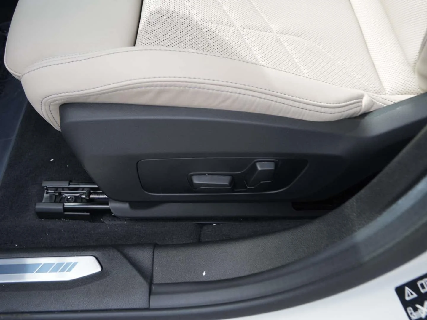 2026 BMW 2 Series 228 - Photo 13