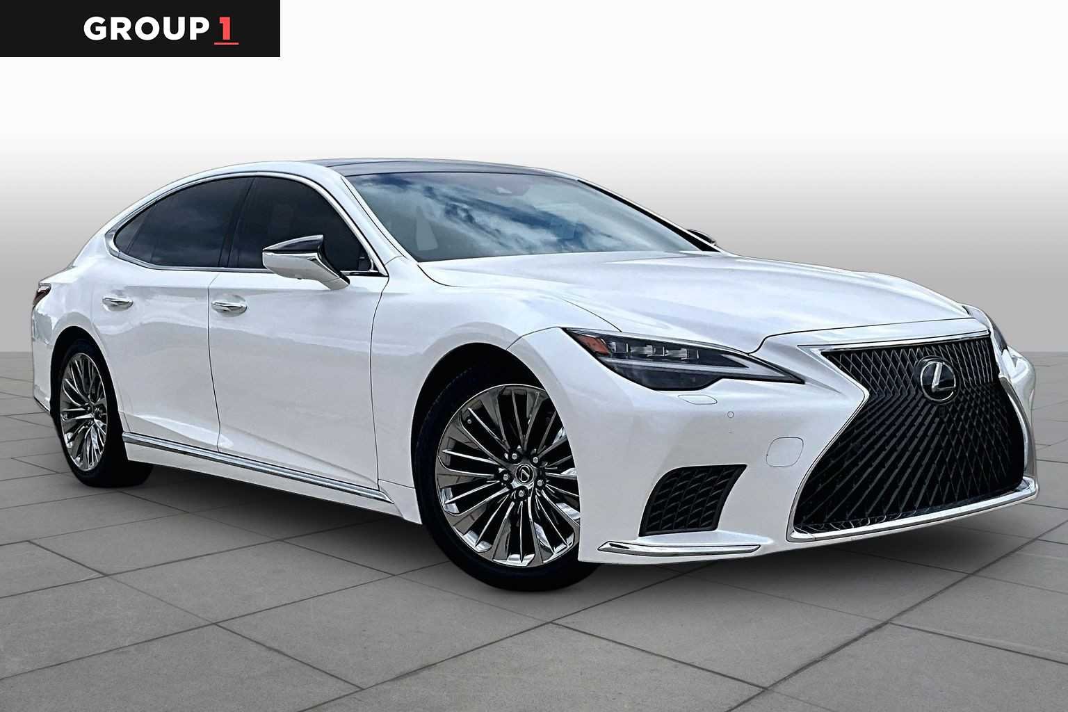 Used 2023 Eminent White Pearl Lexus  image 3