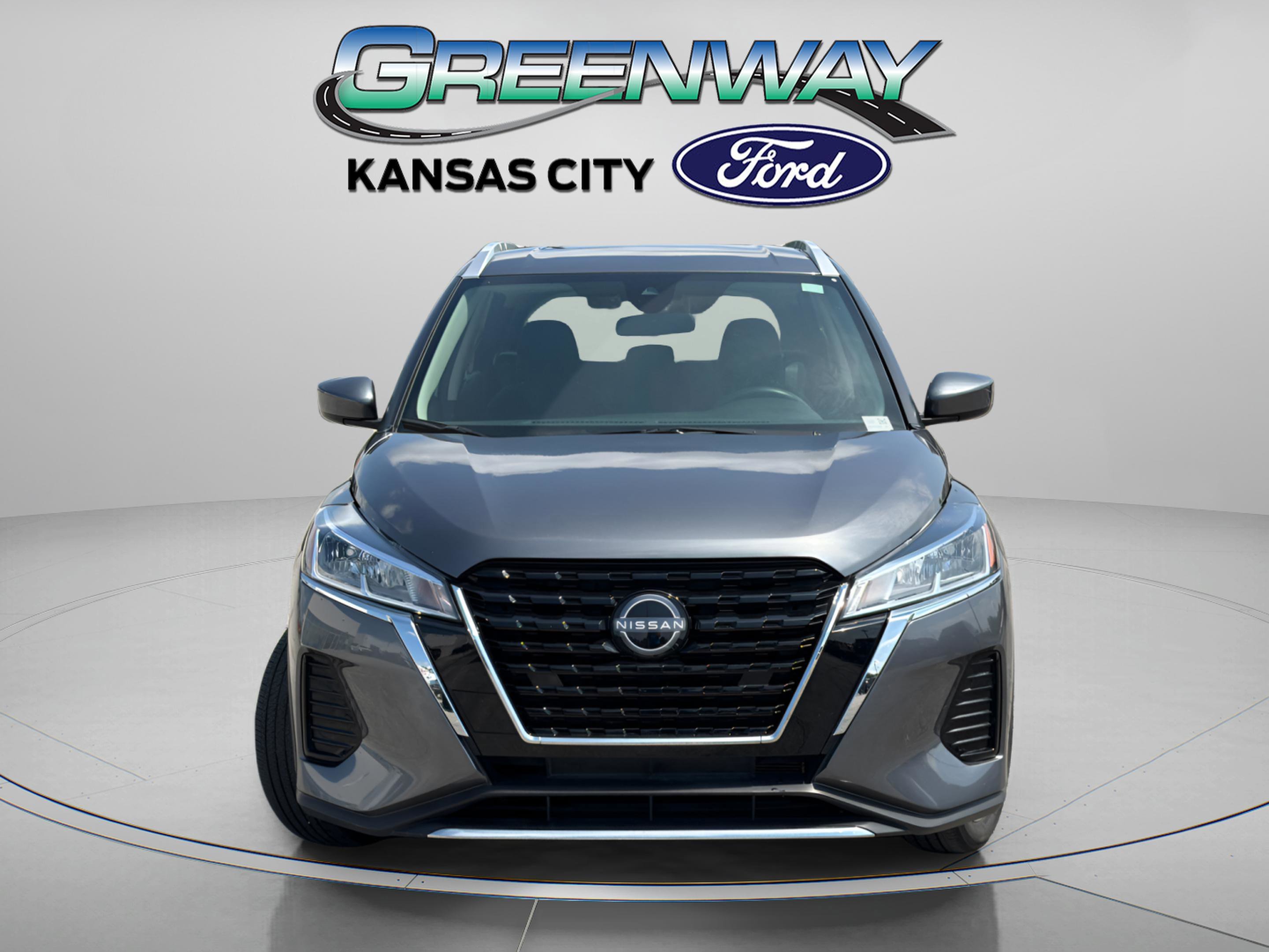 Used 2024 Nissan Kicks SV with VIN 3N1CP5CVXRL566781 for sale in Kansas City