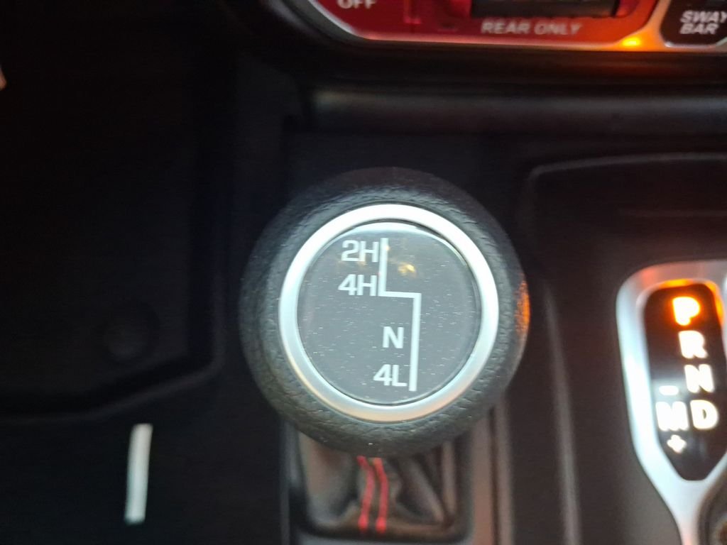 Used 2021 Gray Jeep Rubicon image 21