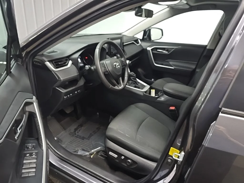 Used 2022 Gray Toyota XLE image 29