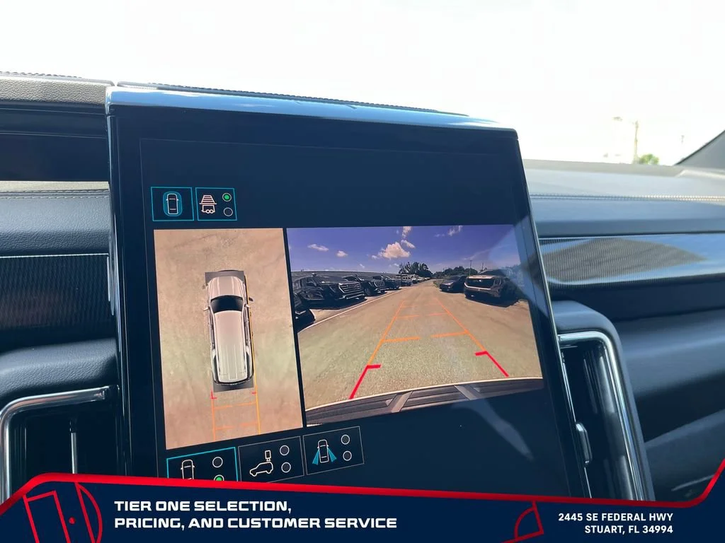 New 2026 Summit White GMC Elevation image 32