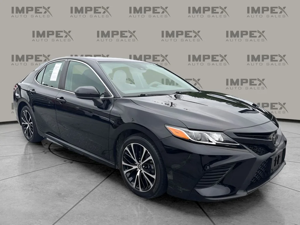 Used 2020 Black Toyota SE image 4