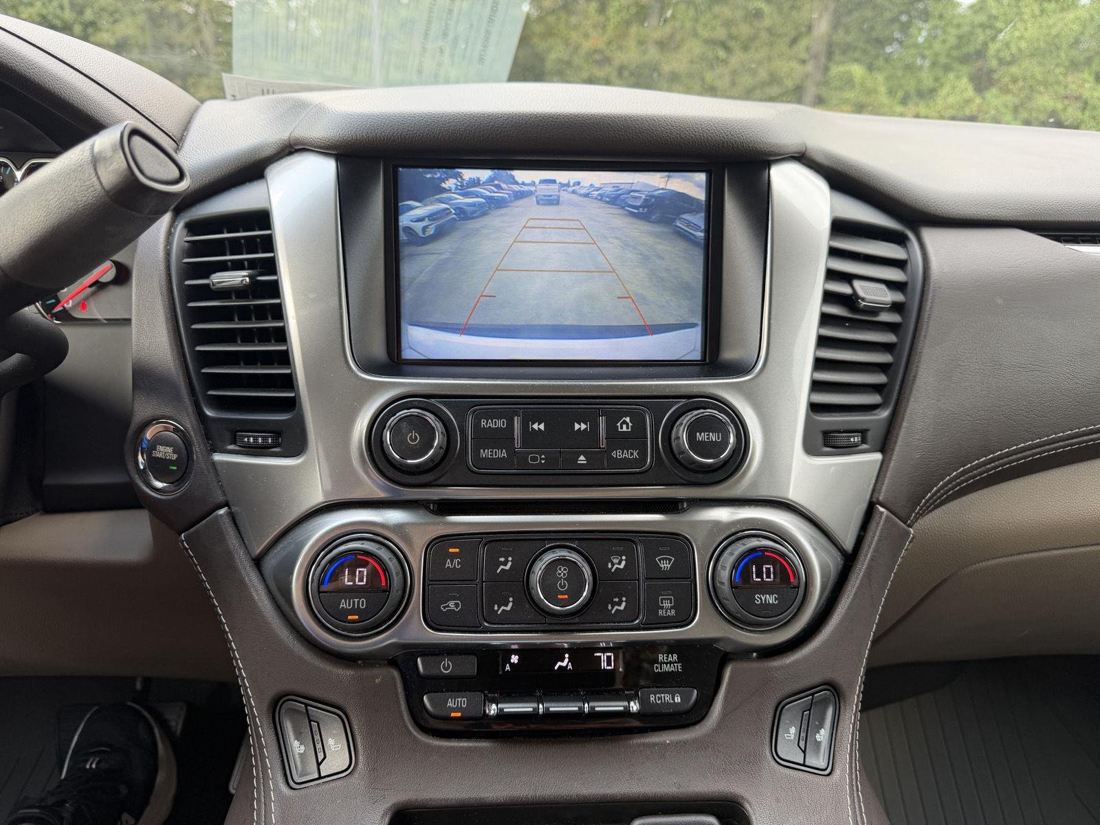 Used 2020 Iridescent Pearl Tricoat Chevrolet LT image 12