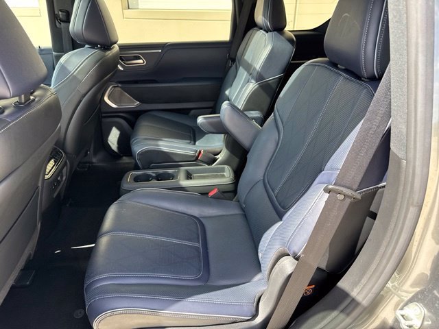 Used 2026 Silver INFINITI SPORT image 9