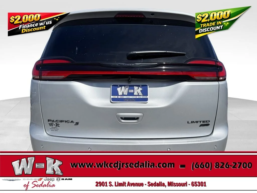 2026 Chrysler Pacifica Limited - Photo 5