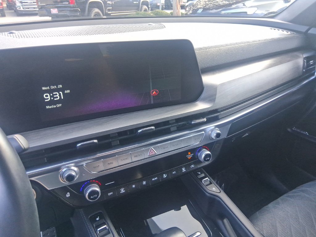 Certified Used 2023 Silver Kia SX X-Line image 15