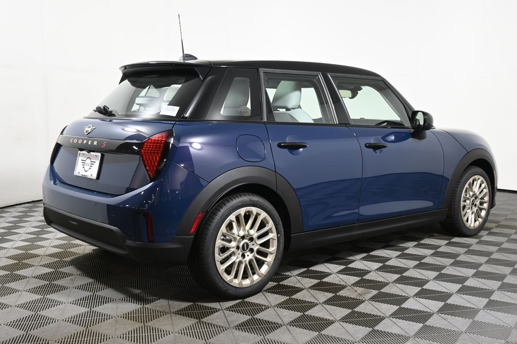 2026 MINI Hardtop 4 Door S - Photo 7