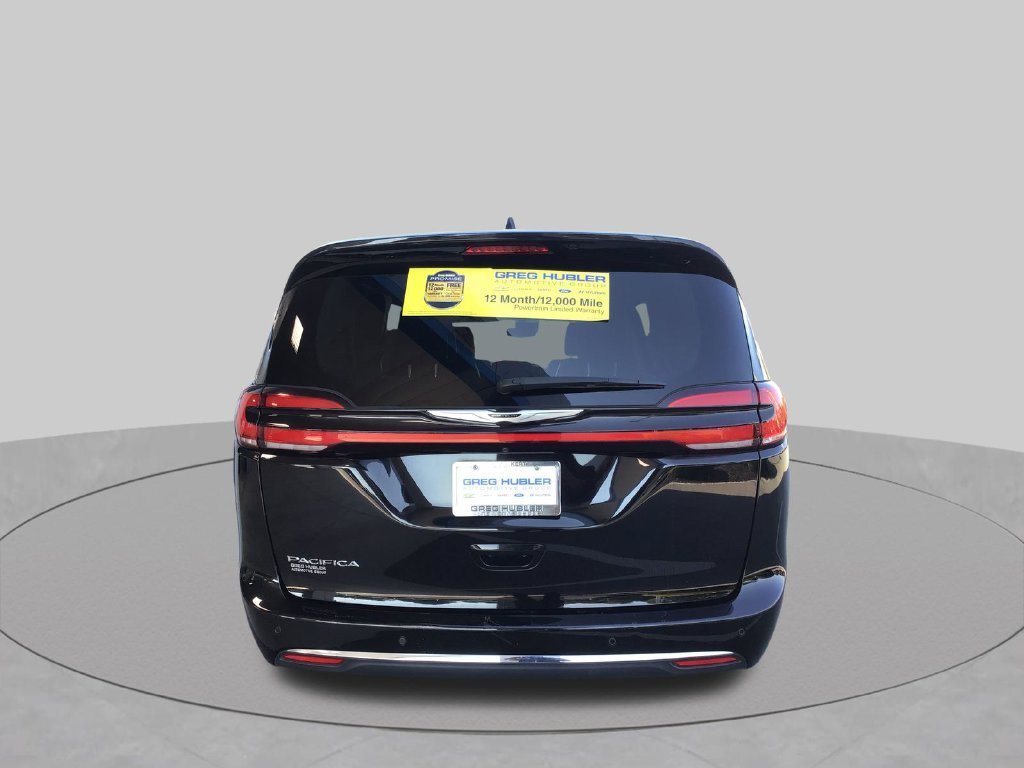 Used 2024 Black Chrysler Touring L image 8