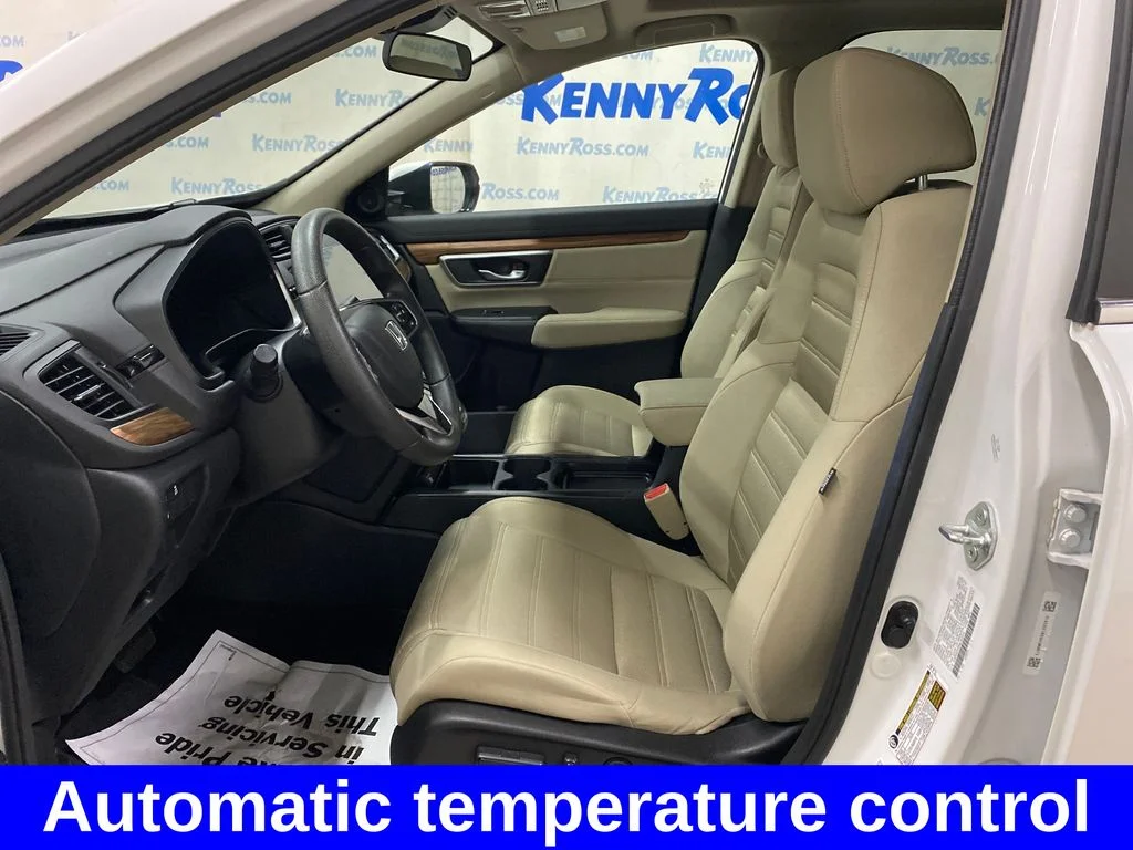 Used 2022 White Honda EX image 7