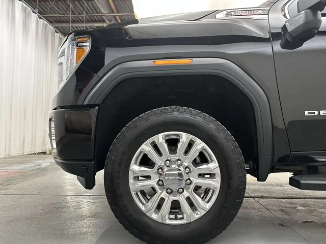 Used 2023 Black GMC Denali image 21