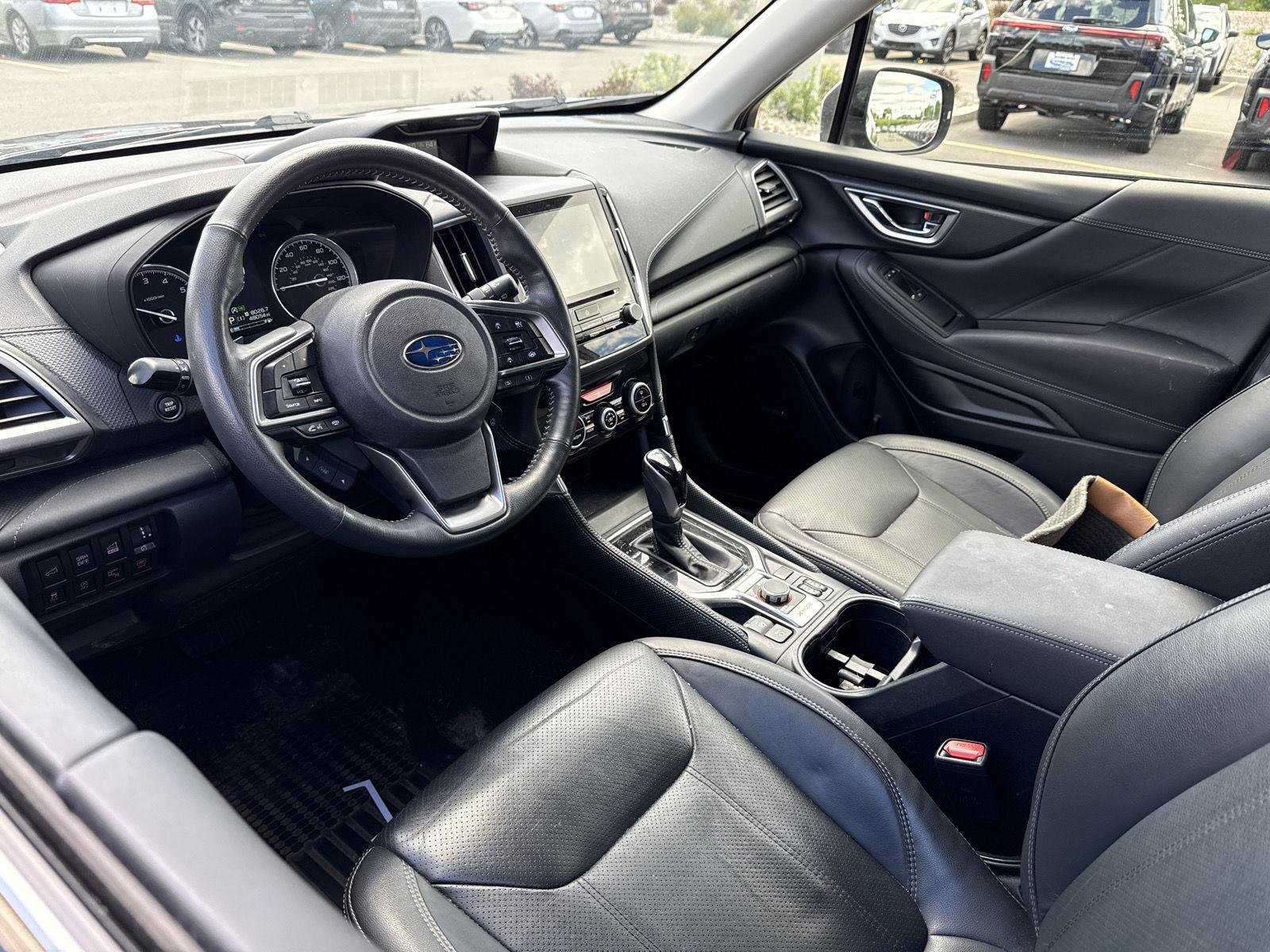 Used 2023 Crystal Black Silica Subaru Touring image 6