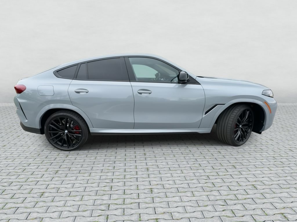 New 2027 Brooklyn Grey Metallic BMW M60i image 9