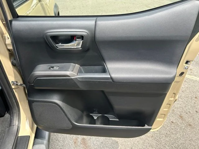 Used 2018  Toyota TRD Off-Road image 39