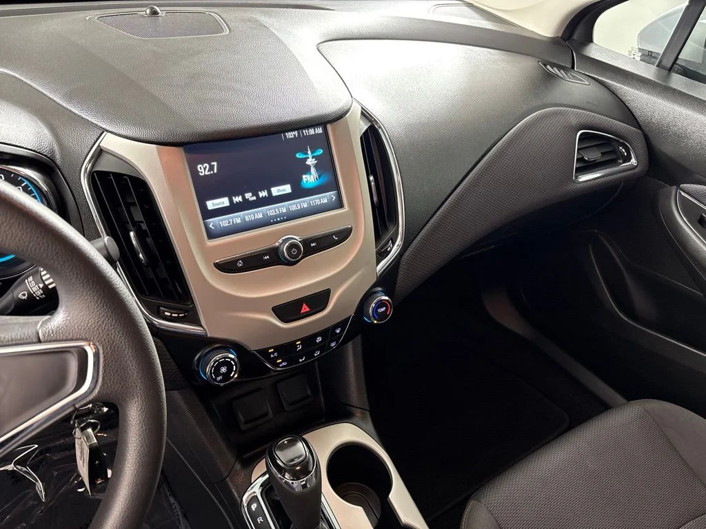 Used 2018 Silver Chevrolet LS image 28