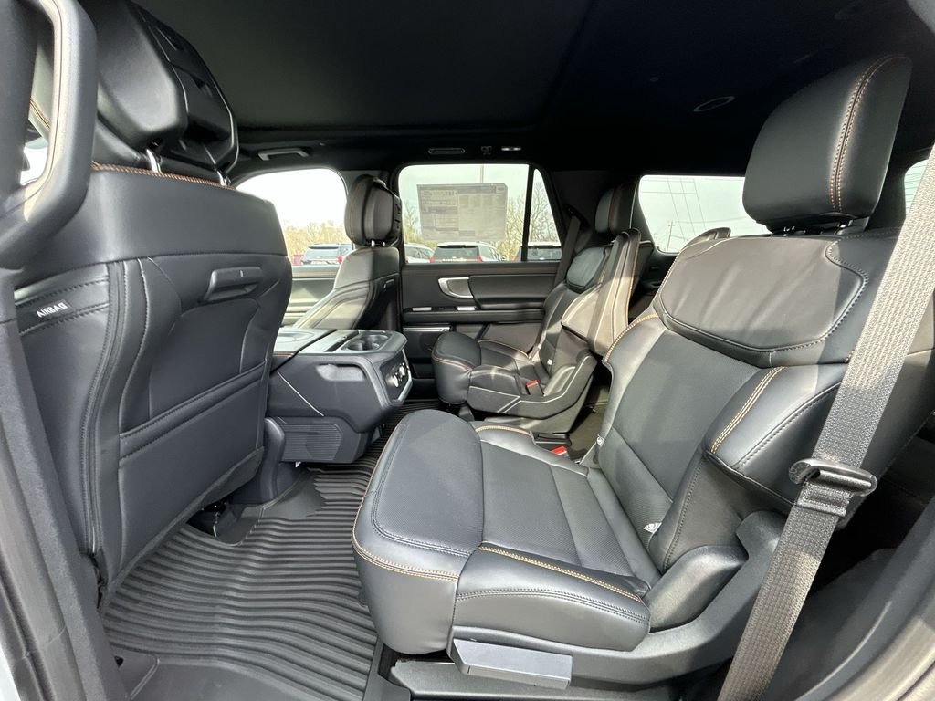 New 2026 Star White Metallic Tri-Coat Ford Tremor® image 28