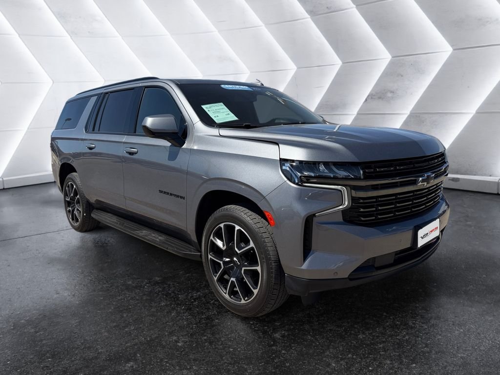2022 Chevrolet Suburban RST RWD