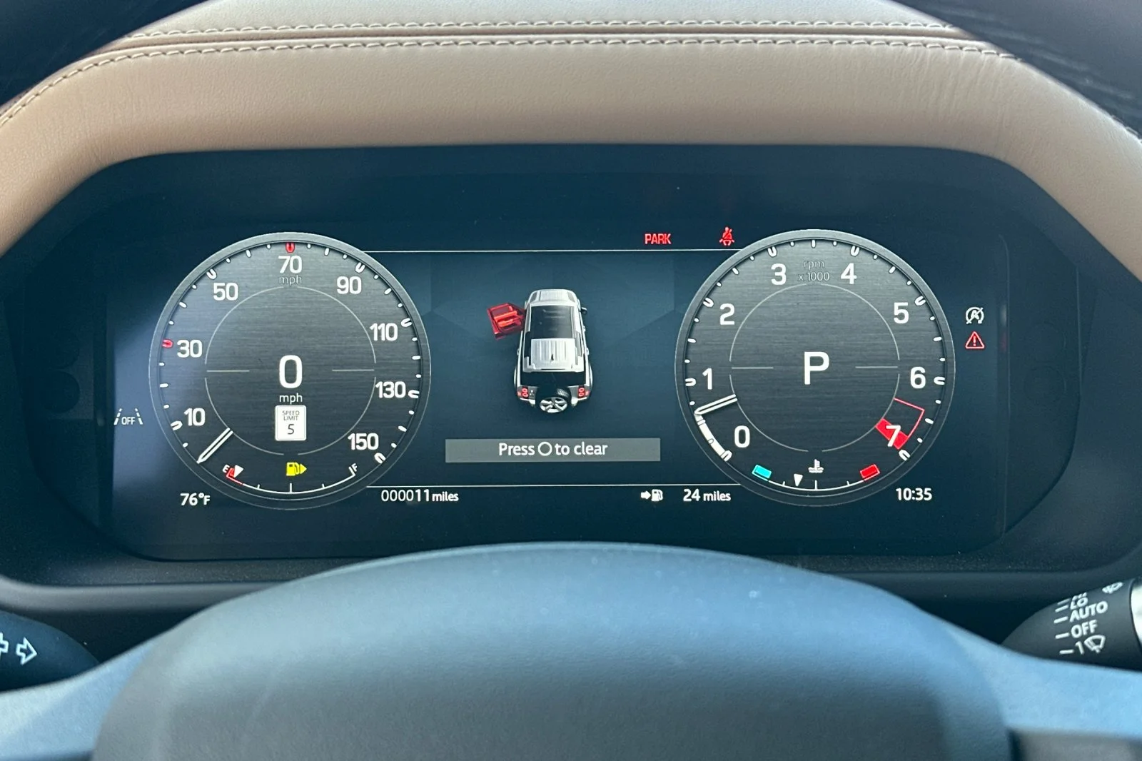New 2026 Carpathian Grey Land Rover X-Dynamic SE image 25