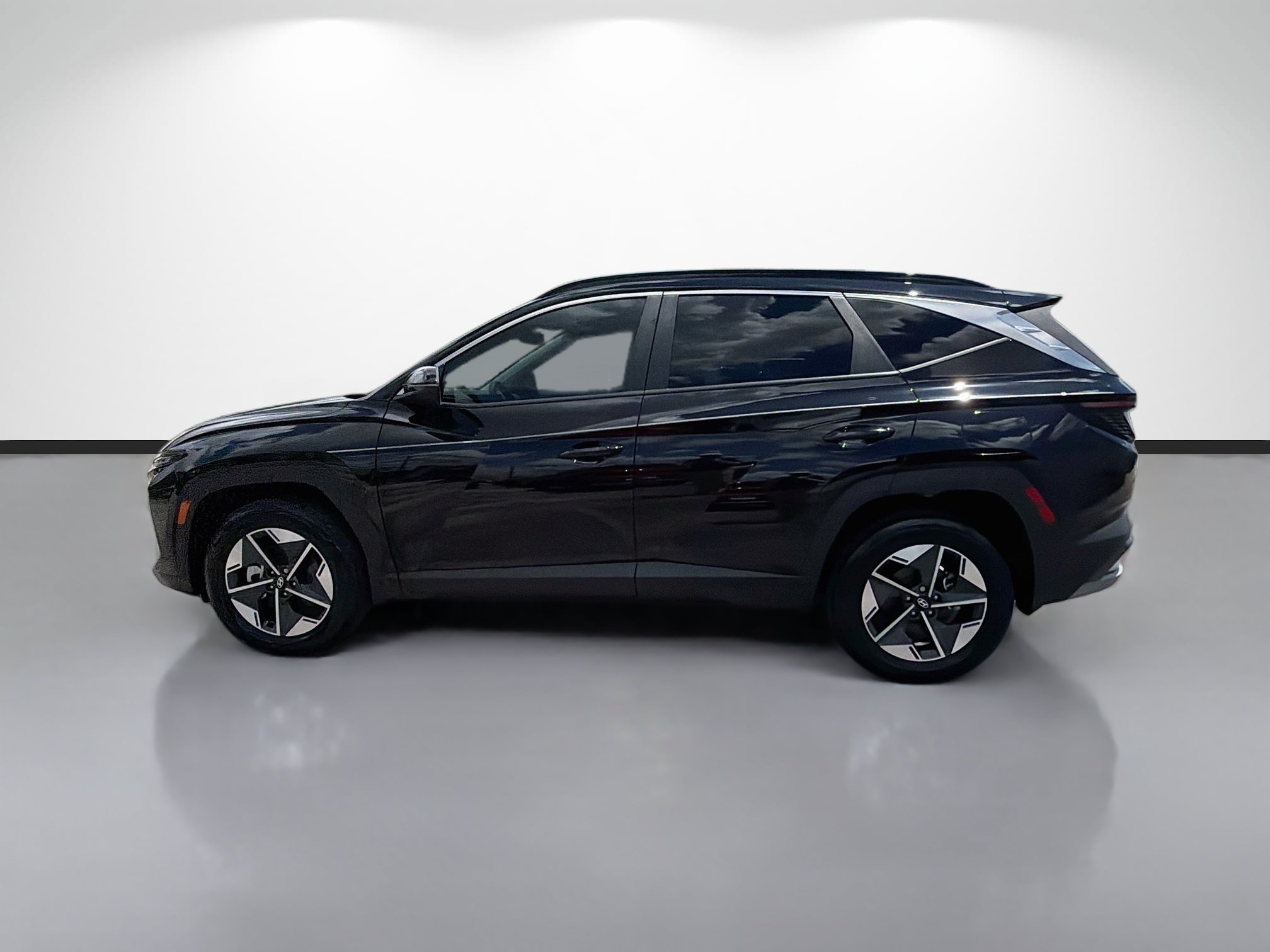 Used 2025 Ash Black Hyundai SEL Convenience image 6