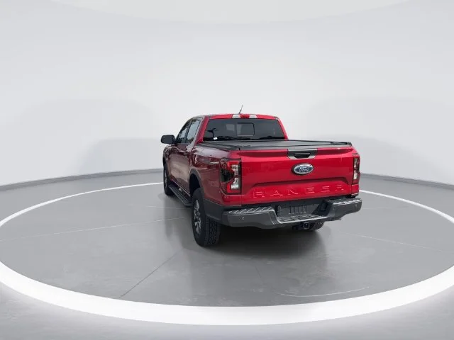 Used 2025 Red Ford XLT image 6
