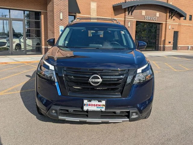 Used 2023 Blue Nissan SL image 2