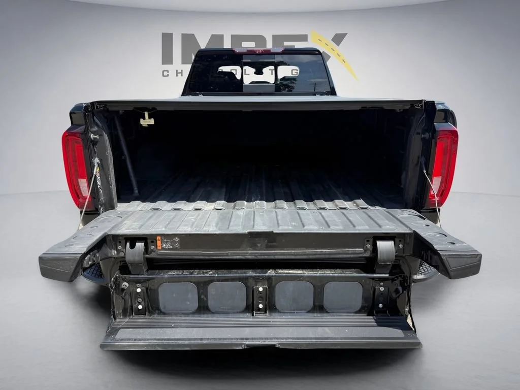 Used 2022 Onyx Black GMC Denali DRW image 36