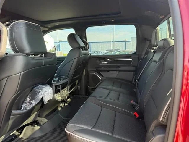 New 2026 Molten Red Pearl-Coat Exterior Paint RAM LARAMIE image 6
