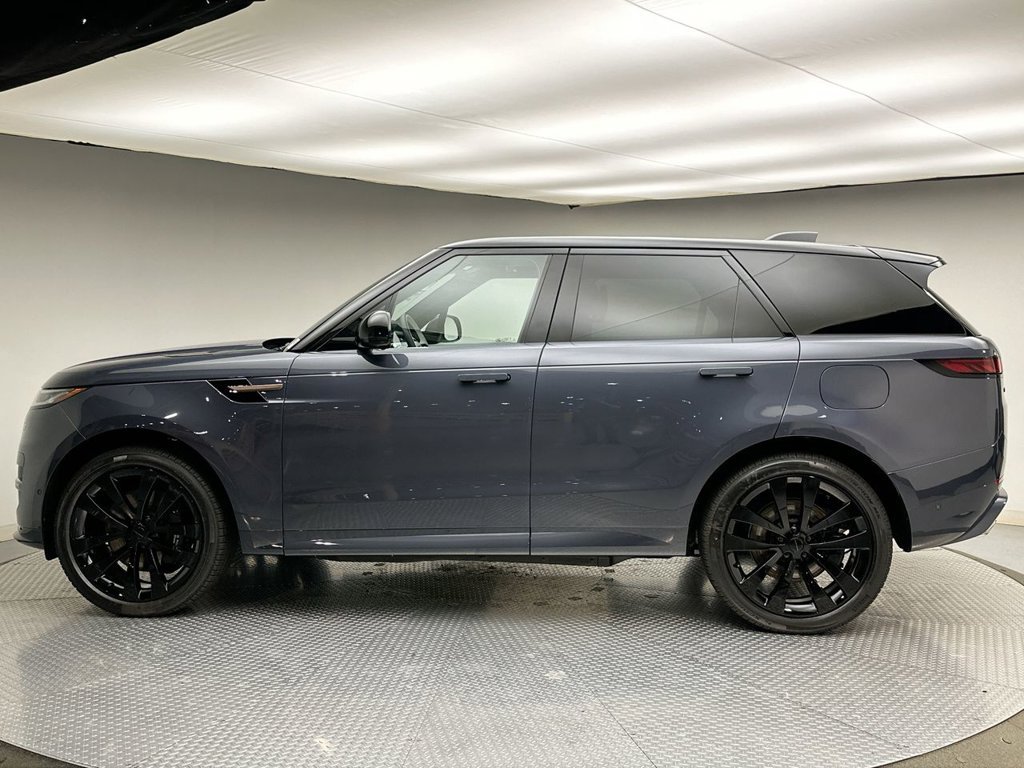 New 2026 Varesine Blue Metallic Land Rover Autobiography image 2