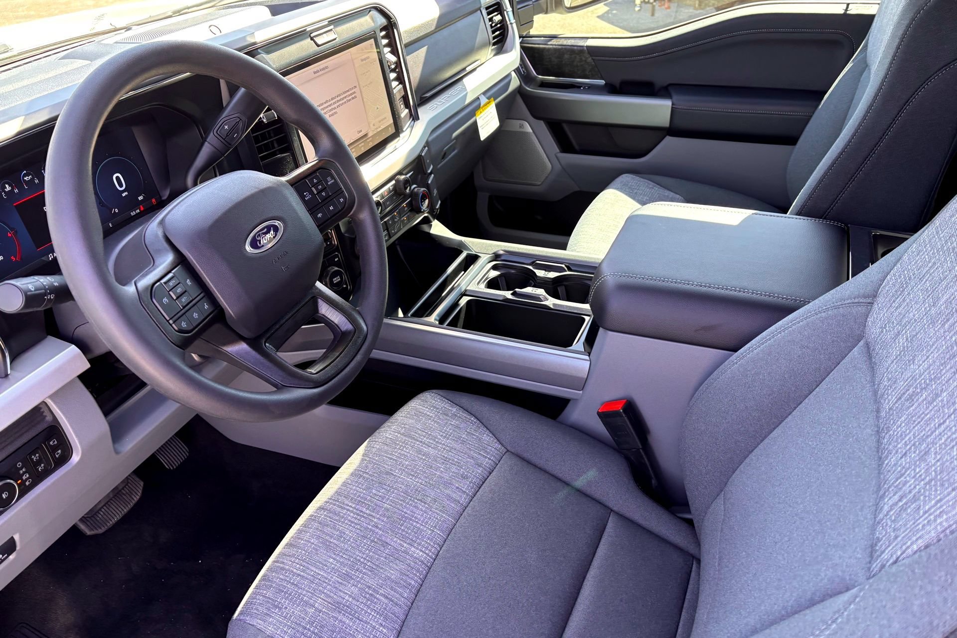 New 2026 Avalanche Ford XLT image 6