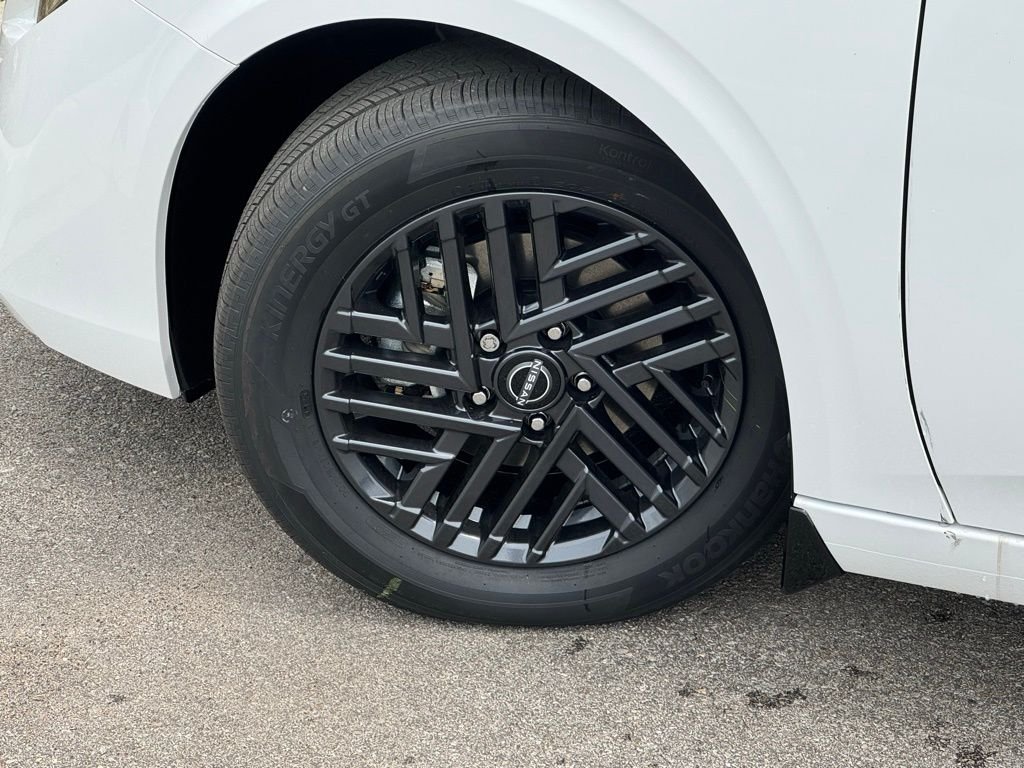 New 2026 White Nissan SV image 7