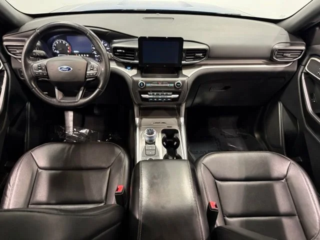 Used 2020 Blue Ford XLT image 30