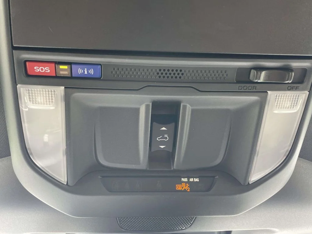 2025 Subaru Forester Touring - Photo 21