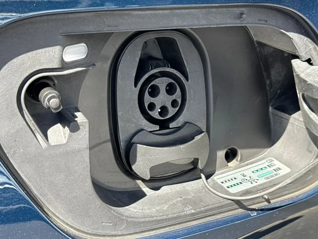 Certified Used 2023 Blue Metallic Volkswagen Pro image 19