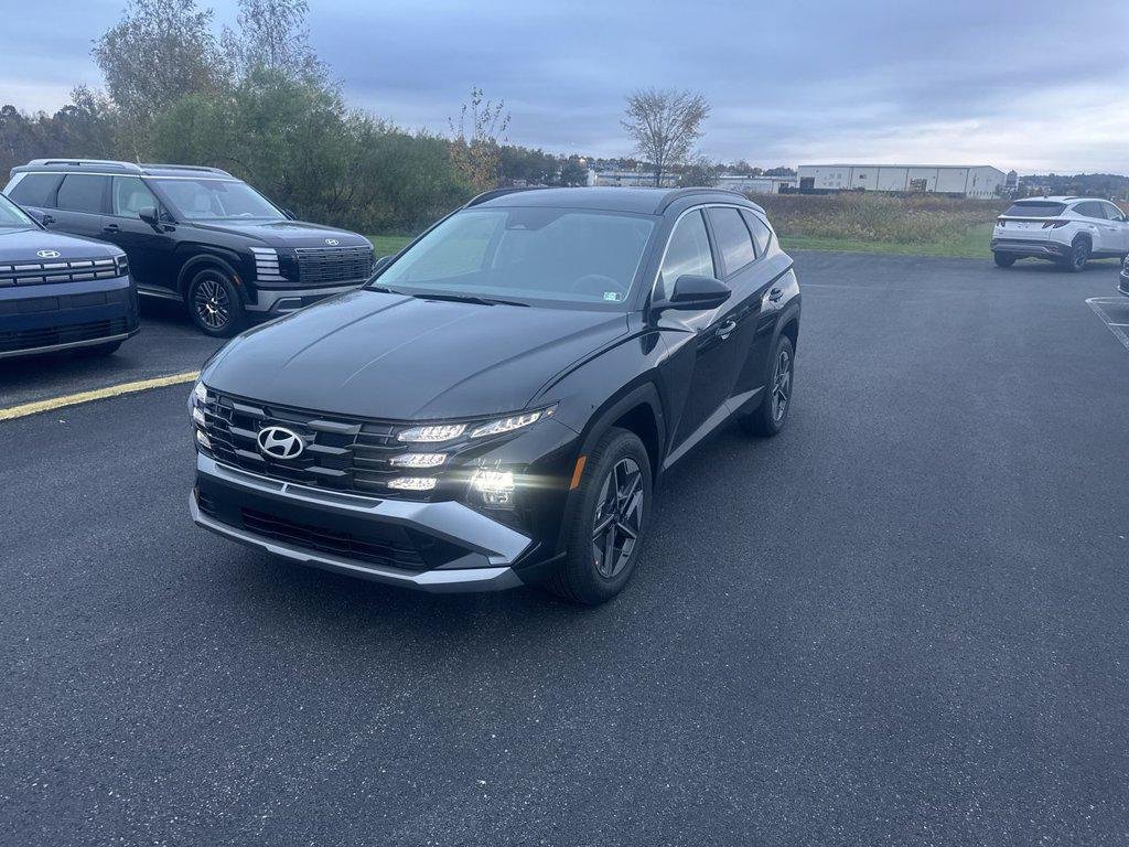 New 2026 Black Hyundai SEL Plus AWD image 4