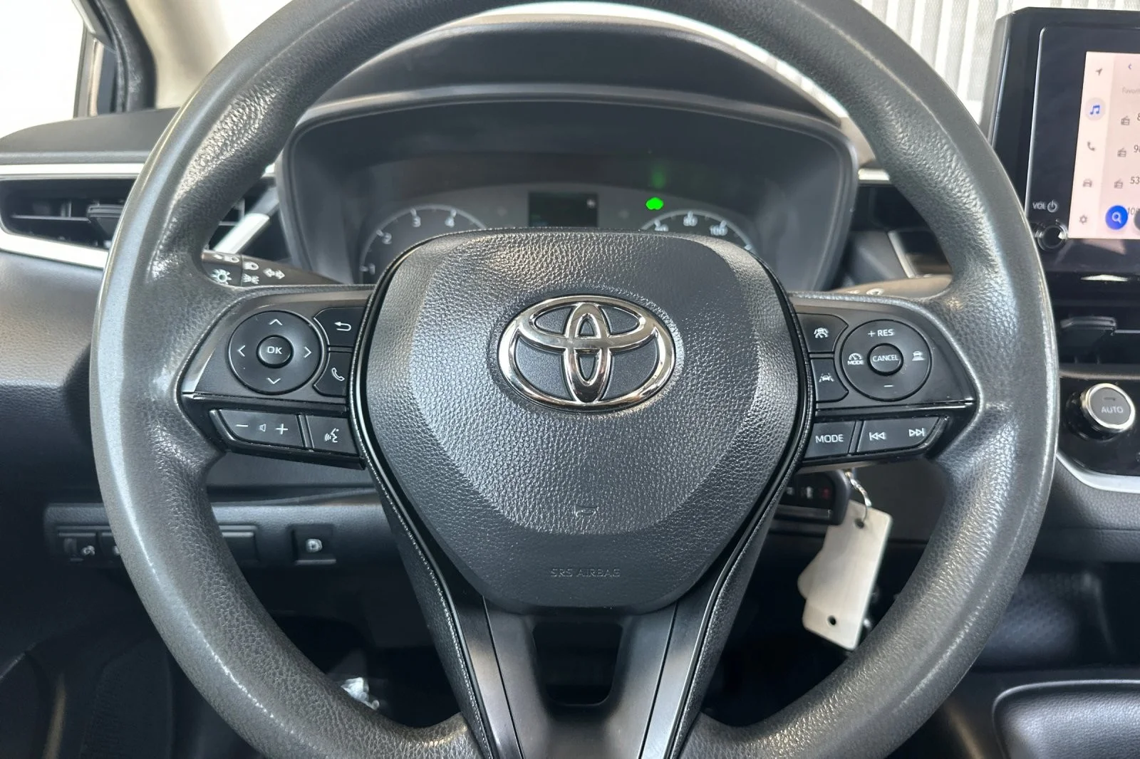 Used 2023 Underground Toyota Hybrid LE image 20