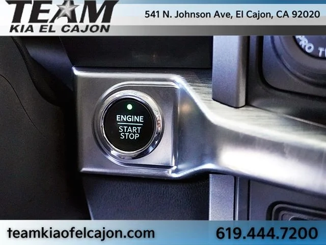 Used 2023 Gray Ford Lariat image 34