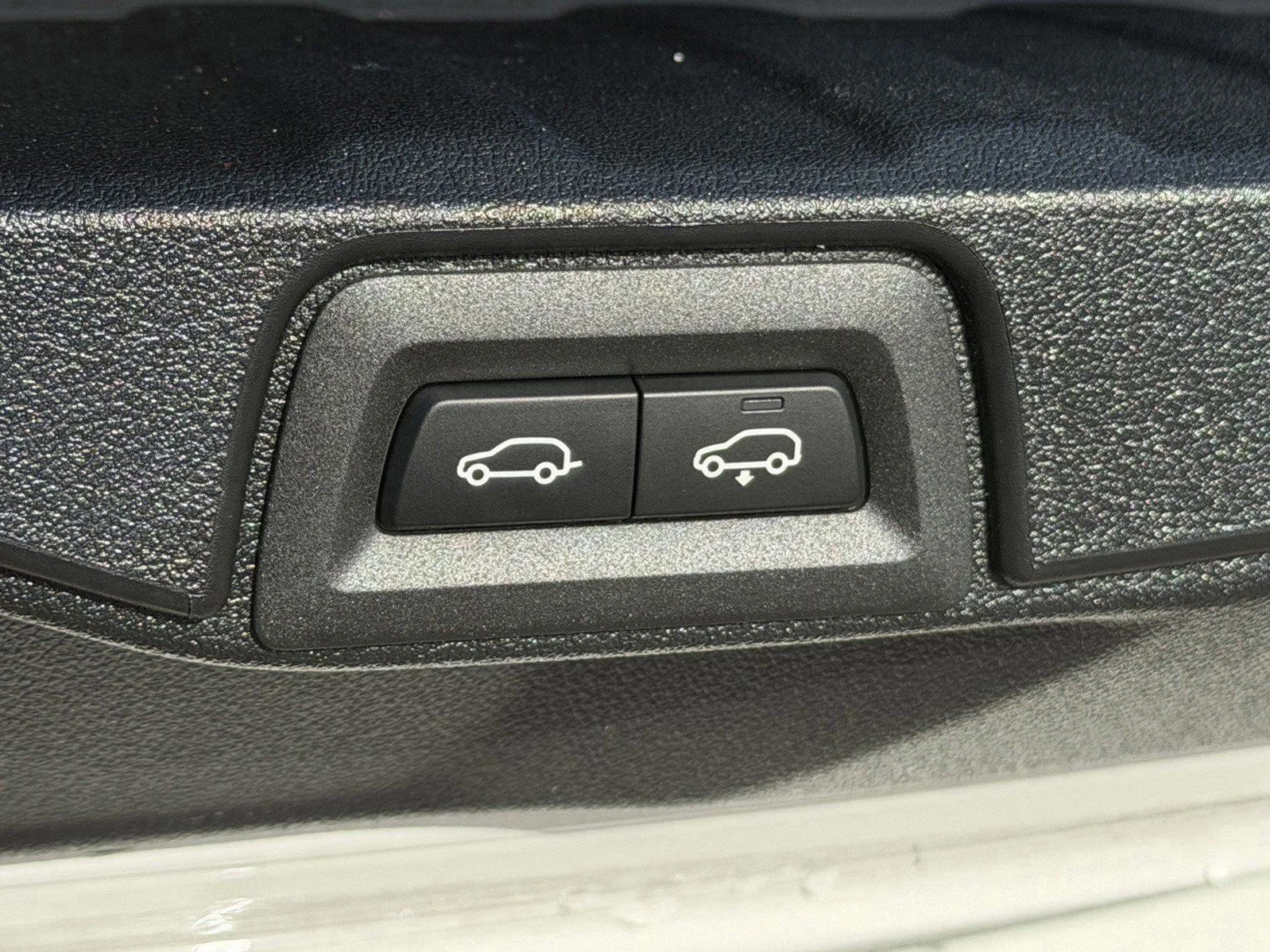 2026 BMW 3 Series 330i - Photo 13
